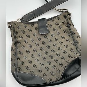 Dooney and‎ Bourke purse